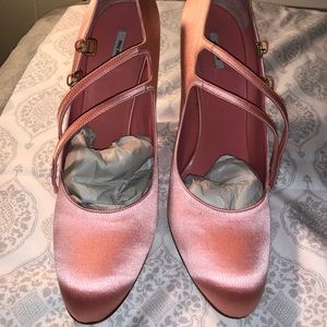 MIU MIU- Peach/ Pink Satin Pumps